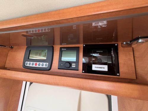 Carthago Chic C-Line I 4.8 LEVEL/AIRCO 2X/SOLAR photo: 3