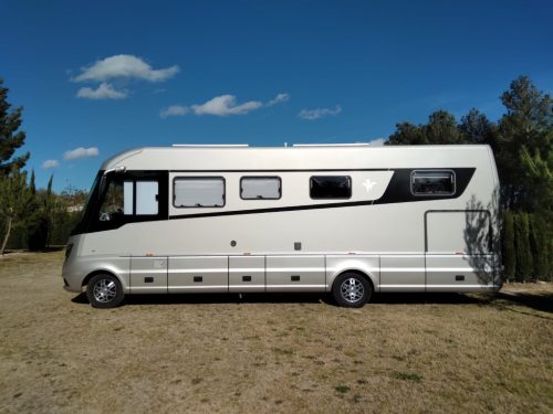 Niesmann bischoff Flair 880 LE photo: 0