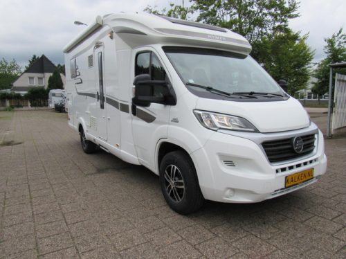 Hymer T598 Semi-integrated French bed Pop-top roof year of manufacture2018 photo: 23