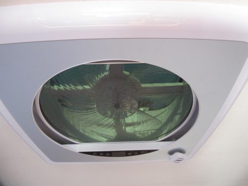 Adria Adora 492 UL CON MOVER Y VENTILADOR DE TECHO foto: 11