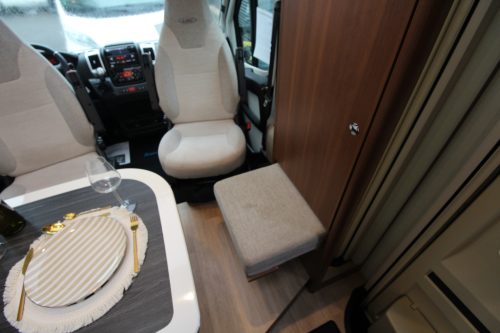 Lmc Cruiser T 731 Premium  photo: 7