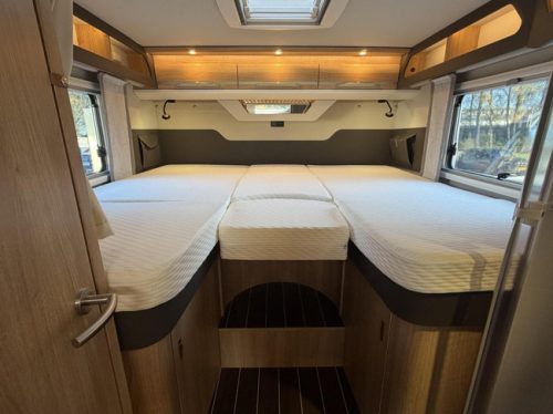 Knaus 700 MEG Sky Ti 8T-Automaat Einzelbetten 2X Airco Anh&auml;ngerkupplung Foto: 22