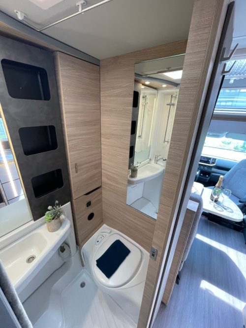 Knaus PLATINUM 650 MEG EINZELBETTEN AUTOMATIK Foto: 7