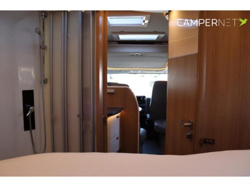 Carthago C-Tourer I 150 QB 170hp Automatic | As good as new | Queens bed | Separate shower | Double floor | Lift bed | Luxury | LED main photo: 22