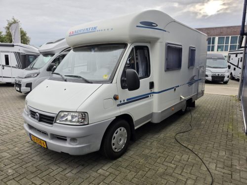 Adria Coral Compact 574 SP Fixed bed, 6M, Garage  photo: 12