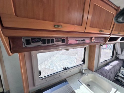 Hymer B 534 Original NL, Rundsitzgruppe Foto: 18
