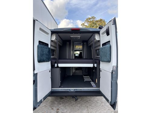 Adria Twin Supreme 640 SGX 9-SPEED-AUTOMATIC photo: 7