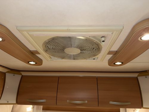 TEC Weltbummler 500 TE 2 SINGLE BEDS MOVER ROOF AWNING photo: 19