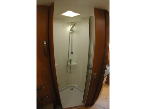 Pilote Explorateur 732 P XXL Garage,Transverse bed,alde photo: 17