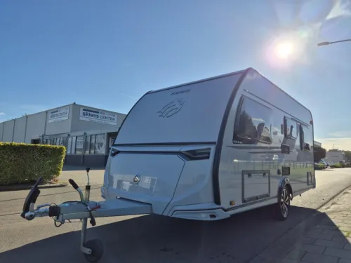 Knaus Sudwind Black Selection 450 FU photo: 3