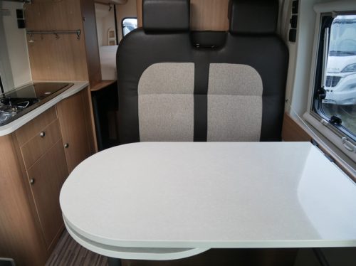 Sun Living Flexo SLX, Kastenwagen 6.40 Meter, L&auml;ngsbetten!! Foto: 9