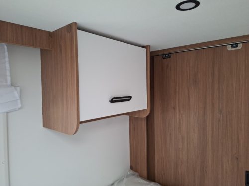 Chausson 777 Titanium Ultimate Einzelbetten XL Garage Foto: 10