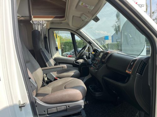 Eura Mobil Profila RS 720 QB QUEENSBED + HUBDACH Foto: 14