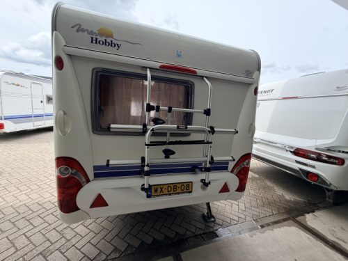 Hobby De Luxe 400 SF Awning, Seating Area Transverse bed photo: 14