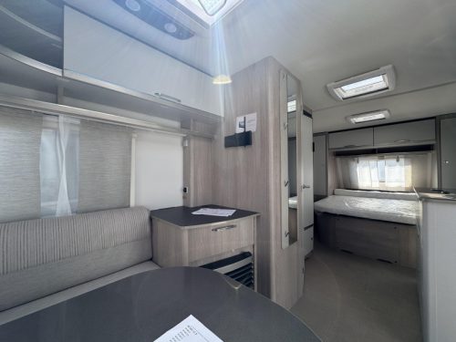 B&uuml;rstner Premio 490 TS photo: 1