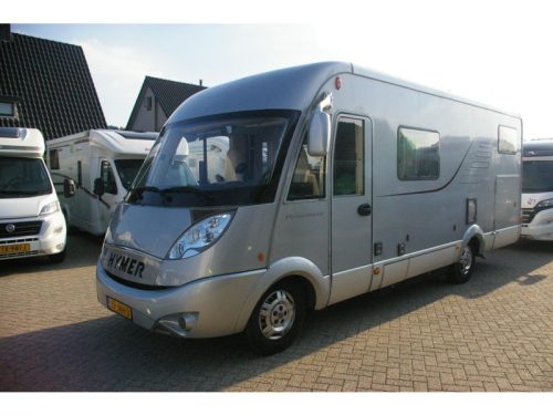 Hymer B674 SL Einzelbetten, XXL Garage Foto: 2