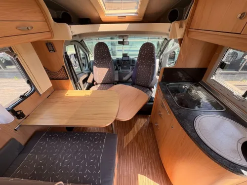 B&uuml;rstner Solano 720 T Single Beds, Air conditioning, 160HP photo: 14