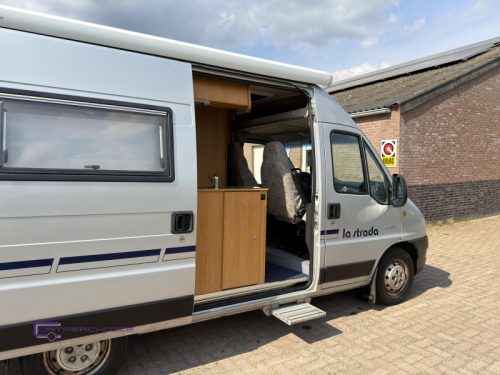 La Strada Avanti M 2 person only 5 mtr! photo: 15
