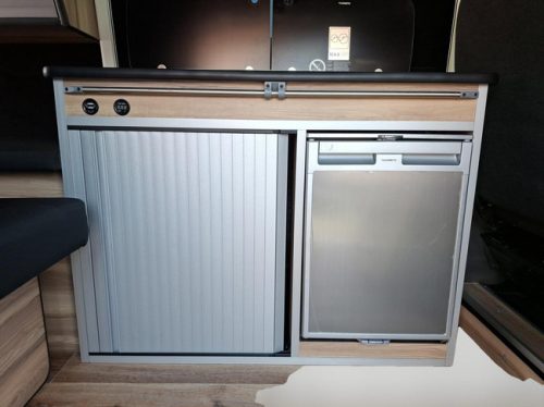 Ford Transit Custom Camper 2.0 TDCI L2H1 Limited | Timing belt has been replaced | Camper with 2 berths | Kitchen with sink- refrigerator- gas stove | Awning | Towbar photo: 23