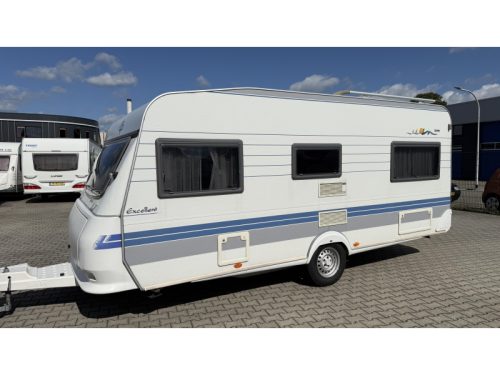 Hobby Excellent 495 UFE Franz&ouml;sisches Bett Rundsitzgruppe Toilette Foto: 15