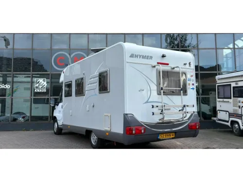 Hymer Tramp 655 Airco,Topindeling,Festbett Foto: 4