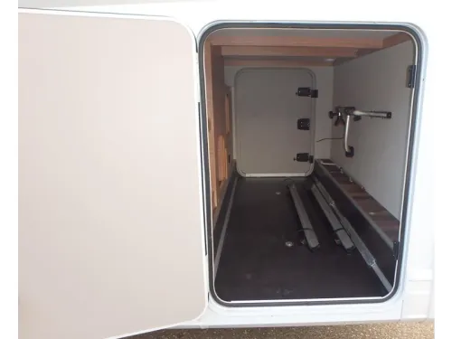 Weinsberg CaraSuite 700 ME Foto: 7