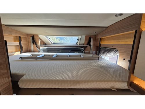 Weinsberg CaraCompact Suite 640 MEG Foto: 17