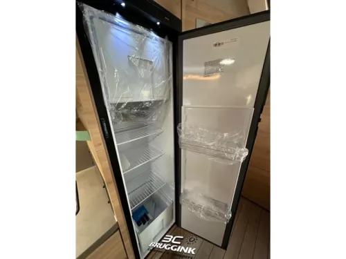 Knaus Sudwind 60 Years 500 QDK STAPELBED MIT MAGNETRON Foto: 7