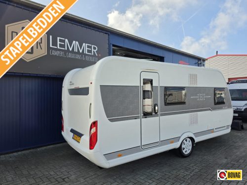 Hobby De Luxe 490 KMF Bunk bed, 6 person!