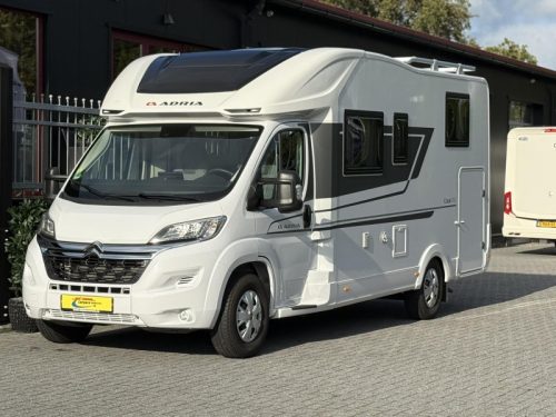 Adria Coral 600 SL L&auml;ngsbetten  Foto: 9