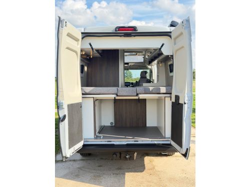 P&ouml;ssl Summit Prime 640 9G 180PK Vol Opties! SOLAR/TREKHAAK/SKYROOF/CARPLAY foto: 4