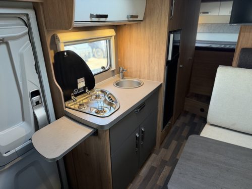 Weinsberg CARAHOME 700 DG / Kostenlose Unterbringung Foto: 11