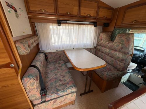 Pilote Pacific 65 PX FaceToFace, Fixed bed, Awning photo: 8