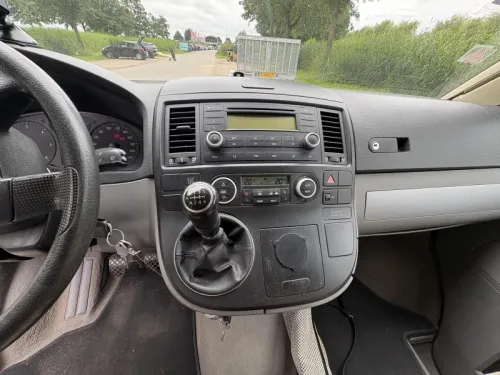 Volkswagen T5 California  photo: 19
