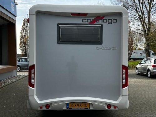 Carthago C-TOURER I 142QB | As good as new | 5,000km| Drop-down bed photo: 6