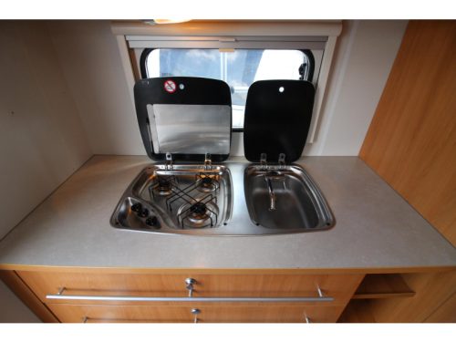 Caravelair Antares Luxe 420 Markise + Seitenwand(e)  Foto: 16