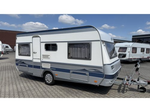 Fendt Saphir 470 F transverse bed dinette toilet photo: 0