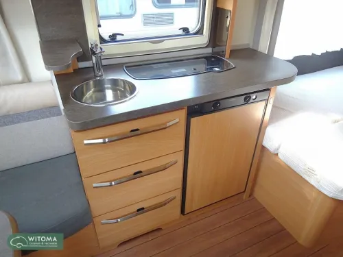 Knaus Sudwind 450 FU Beautifully complete Caravan photo: 6