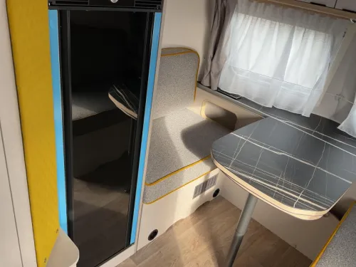 Eriba Touring 630 Urban Memphis Awning/mover photo: 2