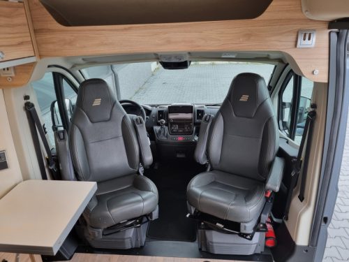 Hymer Yellowstone 640 Automatik 180 PS Foto: 1