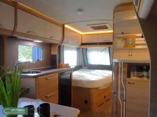 Knaus Sudwind Black Selection 450 FU Witoma 50 year offer photo: 3