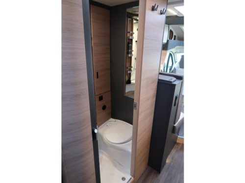 Knaus 2027 Live Ti 650MEG Platinum 180HP ALL OPTIONS! photo: 17