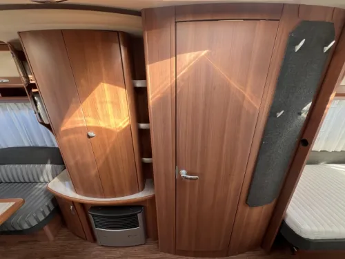 Hobby Prestige 540 UL Awning, Mover, Air conditioning photo: 11