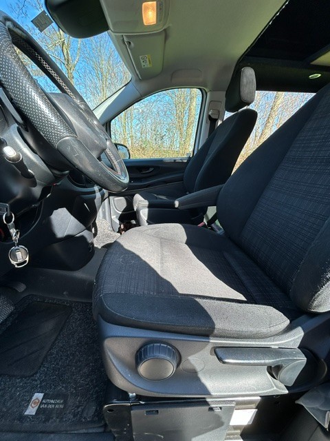 MERCEDES-BENZ VITO photo: 28