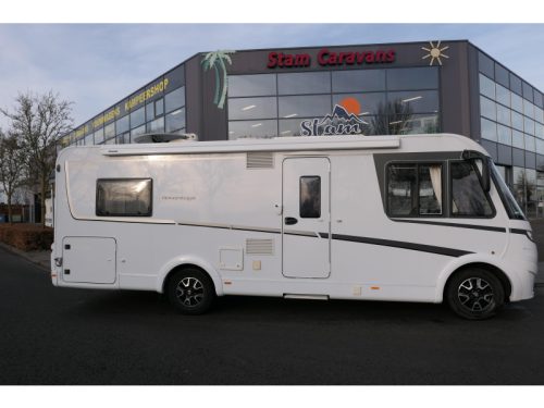 Dethleffs Advantage I7050 A-class with French bed automatic photo: 1
