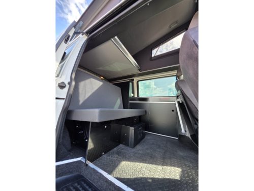 Volkswagen T5 2 TDI 4 berth Pop-top roof 2014 photo: 6