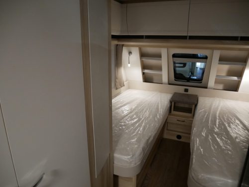 Hobby De Luxe 495 UL NOW AT VAN EIJK CARAVANS! photo: 6