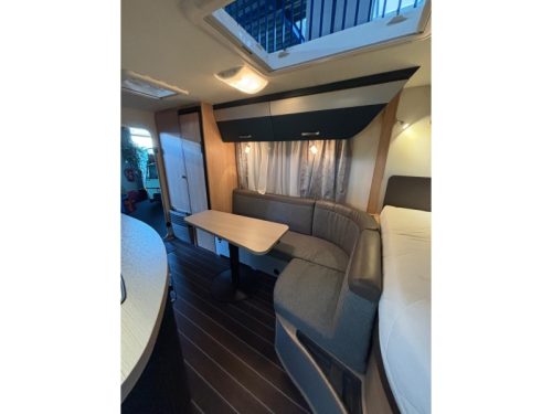 Knaus Sport en Fun 480 QL Mover Cassette awning photo: 2