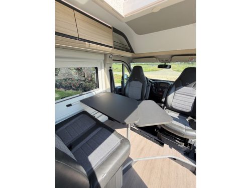 Adria Twin Plus 600 Fourgon am&eacute;nag&eacute; / Lithium / Solar / Convertisseur / 2 ans de garantie / photo : 2