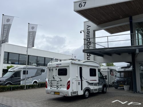 Adria Matrix 590 SG POP-TOP ROOF VERY COMPACT SOLAR PANEL EURO5 photo: 3